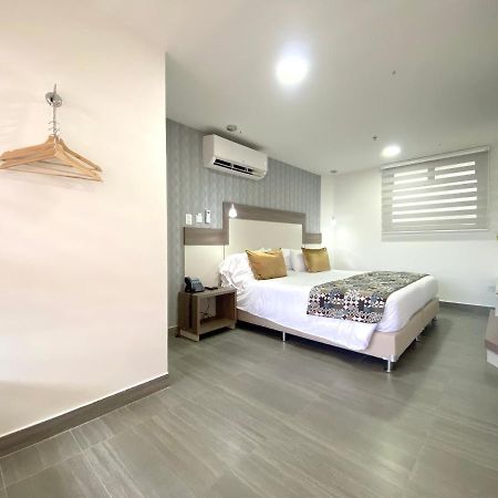 Seven Inn Hotel เมเดยิน ภายนอก รูปภาพ